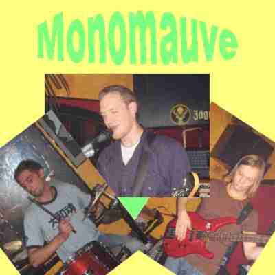 Porth , 2006 © Collage zur Band Monomauve: links am Schlagzeug, Martin Beyer - in Mitte mit Gitarre und Stimme, Stefan Linck - rechts am Bass, Philipp Zielke.