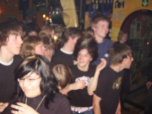 Porth , 2007 © Pogo vor der Minibühne im Cafe Kreuzberg.