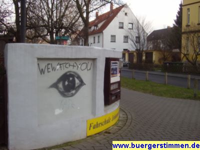Pressefoto: Porth , 2008 © Auch das Wachstum muss gesteuert werden. Der Graffiti-Kommentar passt in die aktuelle politische Entwicklung des ungehemmten Wachstums.
