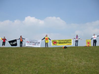 Pressefoto: , 2010 © Göttinger bei Atomkette am Borkdorfer Deich